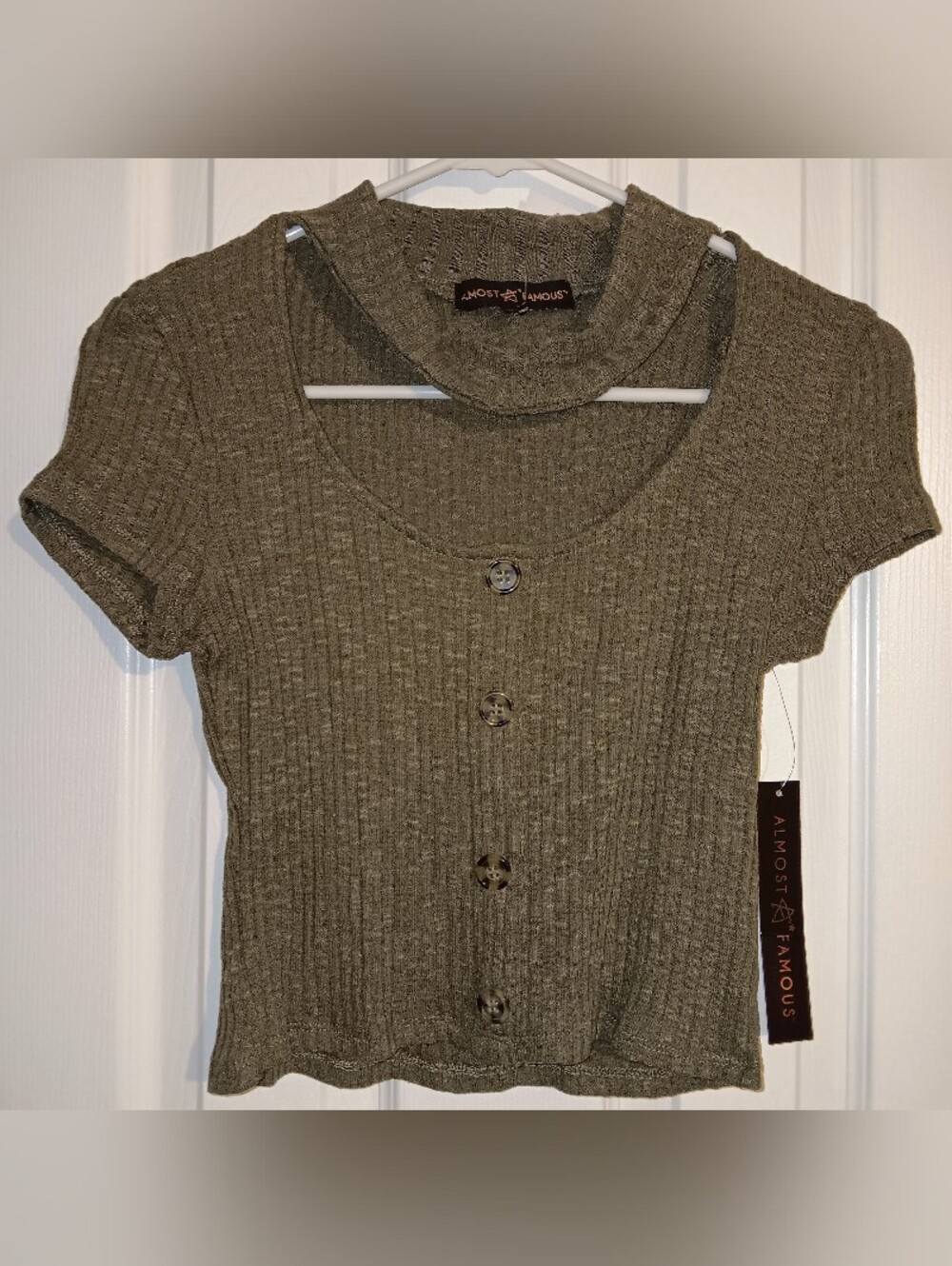 NWT Olive Ribbed Knit Button Front Top - Picture 2 of 5